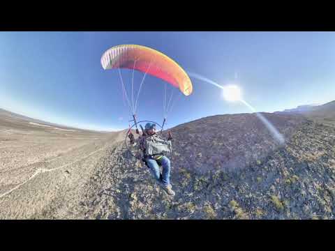 I SUCK AT PARAGLIDING!