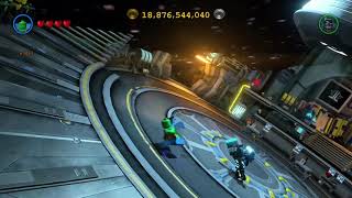 LEGO Batman 3 - Game Loads Spherical Surface for Watchtower