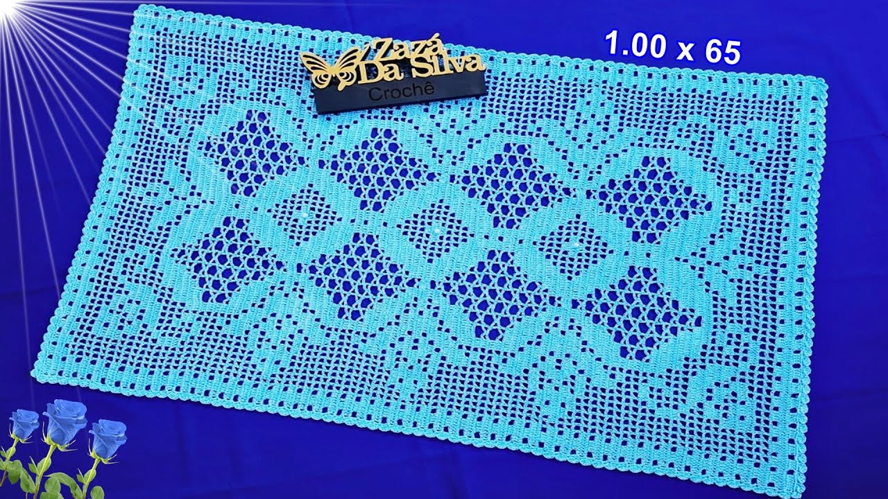 CAMINHO DE MESA EM CROCHÊ FILÉ BOTÕES DE ROSA ZAZÁ