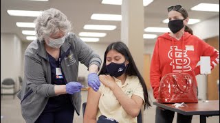 Kids ages 12 to 15 line up for COVID-19 vaccine on Medical Campus
Alexis Portell, 14, of St. Louis, received her first COVID-19 vaccine — the Pfizer/BioNTech vaccine — Thursday, May 13, on the Washington University Medical Campus. Alexis and her mother, Tina Kay, were eager for the teen to get the vaccine, a step toward life getting back to normal for the high schooler. She was one of about 500 people ages 12 to 15 who received a vaccine on the Medical Campus on Thursday, the first day U.S. kids in that age group have been eligible for the vaccine. A Centers for Disease Control and Prevention (CDC) advisory committee voted Wednesday to recommend the vaccine for adolescents ages 12 to 15, and CDC Director Rochelle Walensky adopted the recommendation Wednesday evening. Video by Huy Mach and Judy Martin Finch/Washington University School of Medicine in St. Louis Kids ages 12 to 15 line up for COVID-19 vaccine on Medical Campus