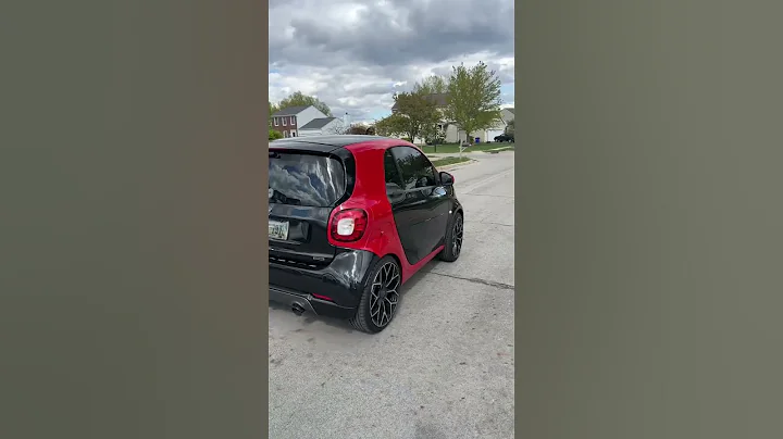 How to park your Smart Fortwo Rocket 🚀 in the garage without moving your other cars! - DayDayNews