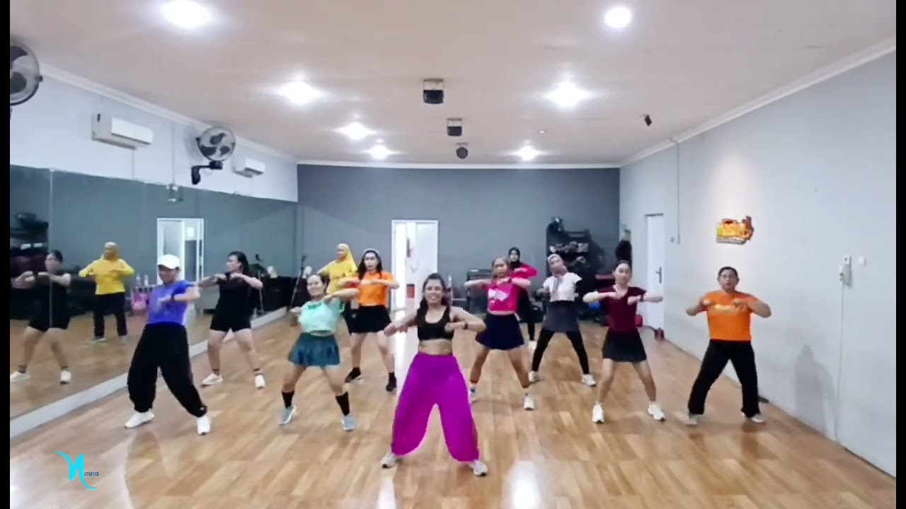 AKU RINDU PADAMU - DJ HERKET || LALUNA MUSIC || MASTERGYM || KREASI || CHOREO || ZIN NAURA 