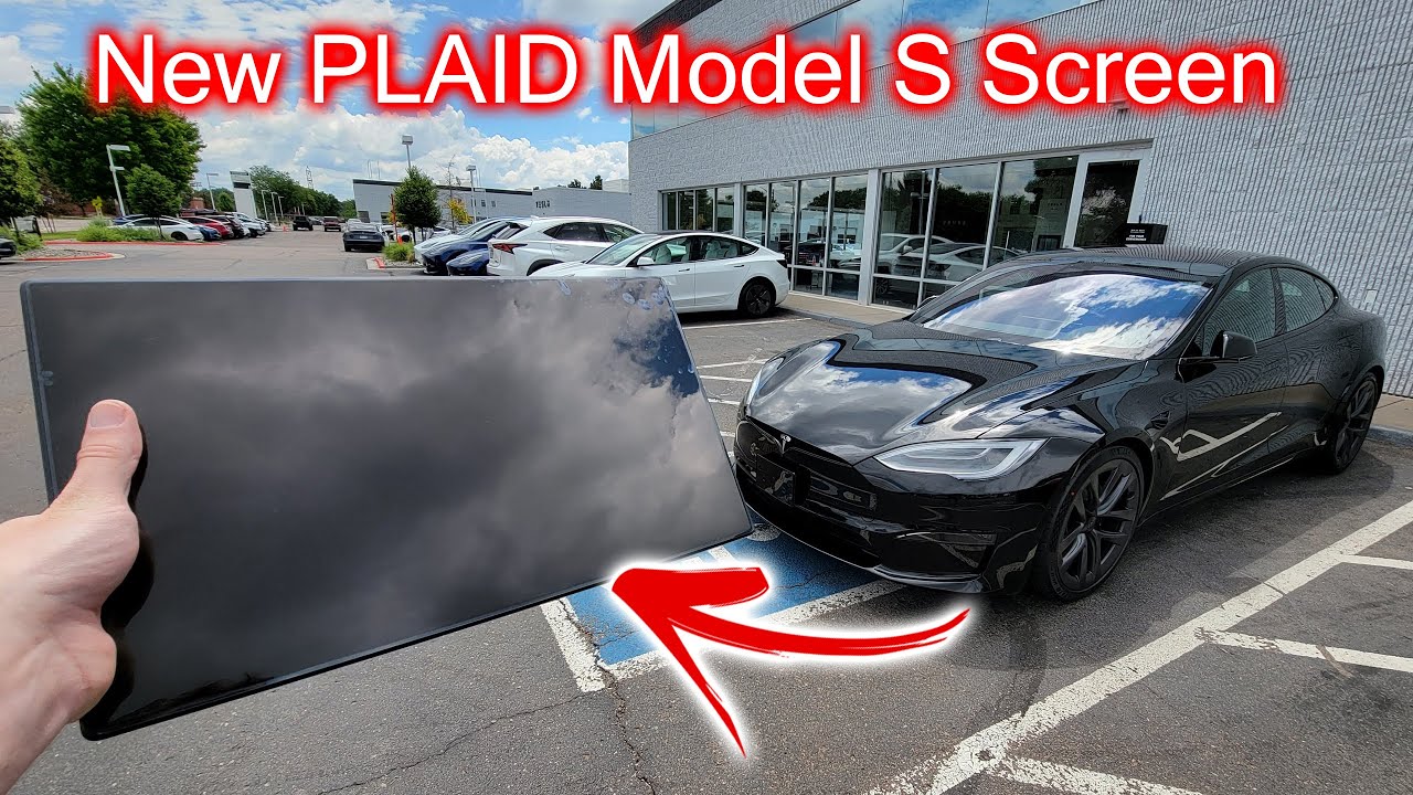 Testing the New PLAID Tesla Model S Screen! Does it Fit in Model Y