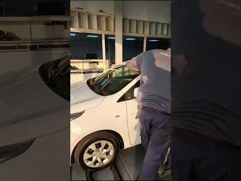 كيف يتم فحص السيارات المعدة للتصدير في الشارقة 1
