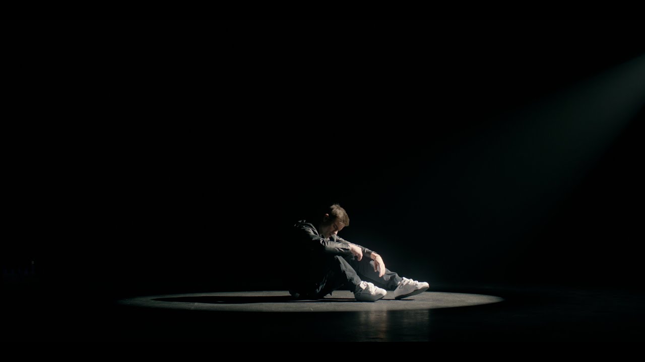 Dioni - Eigen Weg (Official Music Video)