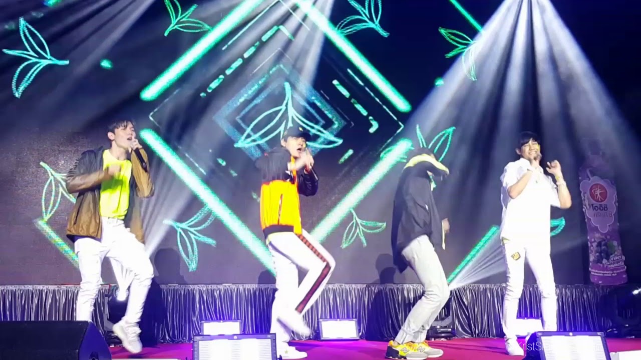 Krist&Singto - คนใจง่าย Neon Party OishiSummerTrip2018 @ 29/07/18