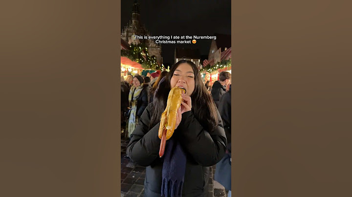 Everything I ate at a Nuremberg Christmas market in Germany 🌭🎄