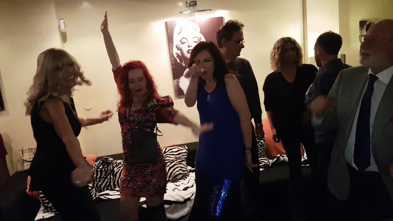 8/12/19 a Casa di Paola(2) YouTube 8/12/19 a Casa di Paola(2) YouTube