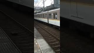 大和八木にて､阪神直通運用から脱走した9820系が橿原線の急行運用に入った。