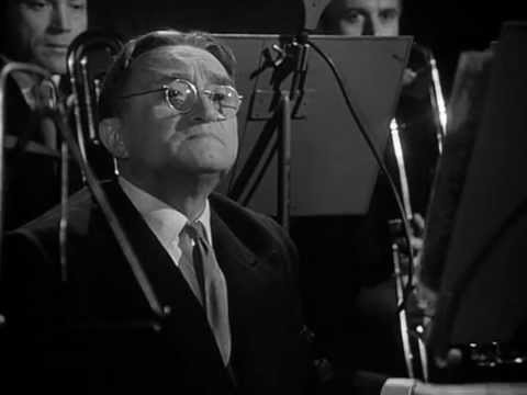 Была туманная темная ночь