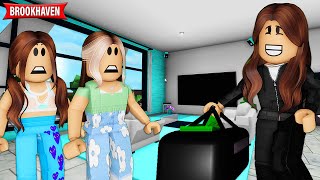 DESCOBRIMOS O SEGREDO DA NOSSA TIA | Historinhas Brookhaven RP | Roblox