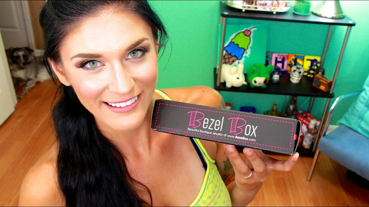 beautycon ♡Subscription Review | Bezel Box - May 2014♡