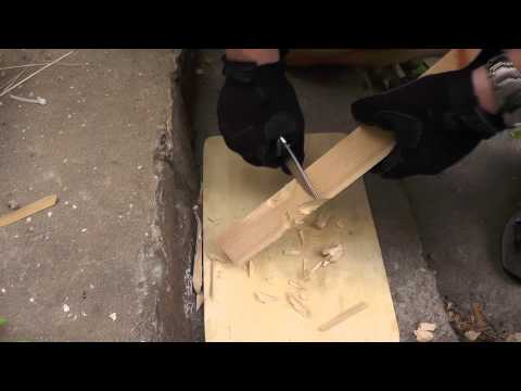 Рез по дереву: Chris Reeve Sebenza 21 wood cutting