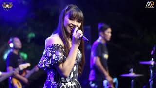 Tanda Merah || Riza KDI yang nyanyi sampai beberapa Reff - Nirwana Comeback live Arosbaya Madura