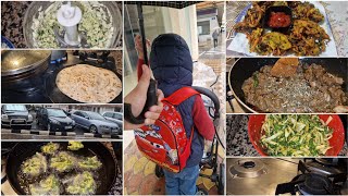 School Routine | Rainy🌧Day | Busy Mom Life #pakora #kaleji  #kitchencleaning #rainyday