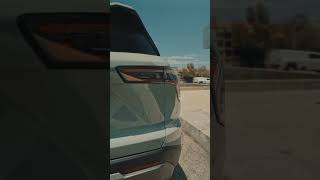 The Equinox LT Gets a Busy Day Done
Some days call for a quick errand run, others for a longer drive and the Equinox LT keeps up with it all.
🎥: Equinox LT in Cacti Green The Equinox LT Gets a Busy Day Done