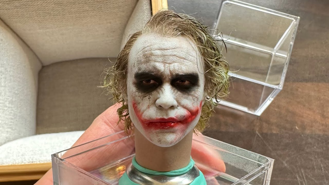 Custom 1/6th scale Joker head sculpt by Yuan - YouTube