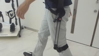 ばねの力で歩行支援　電気不要、初の実用化