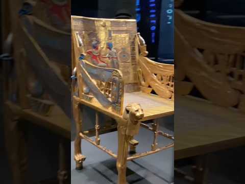 المتحف المصري الكبير