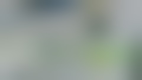 Generator load on truck by crane(g electri)