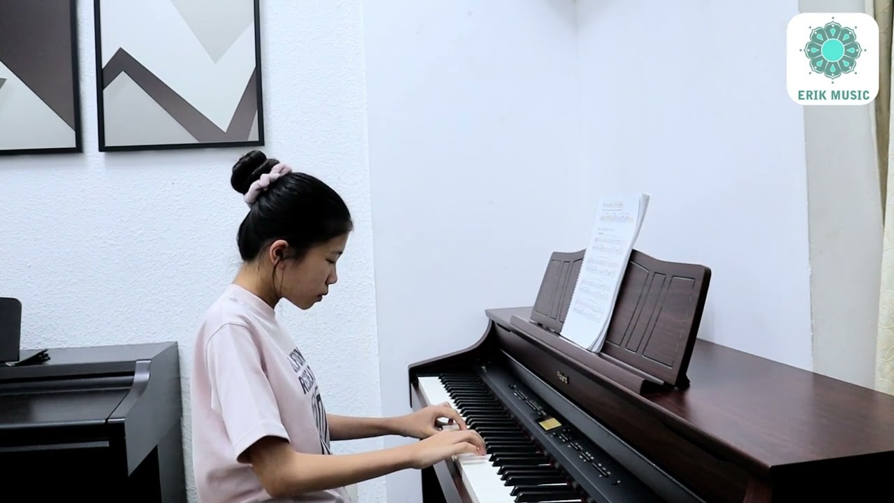 Beautiful Brown Eyes | Tiana