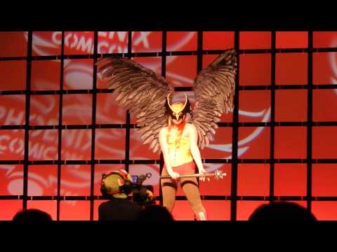 phoenix-comicon-2014---hawkwoman