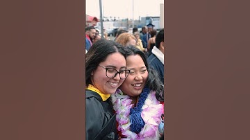 Redar Moo had an incredible journey from a refugee camp in Thailand to the graduation stage! 🎓