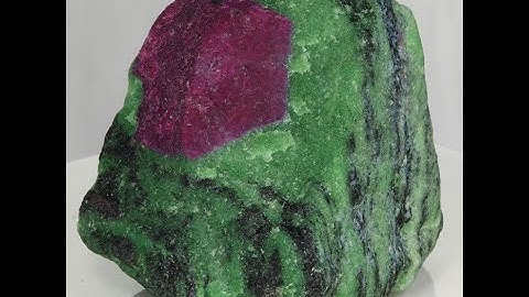 582g Ruby in Zoisite Mineral Specimen from Tanzania