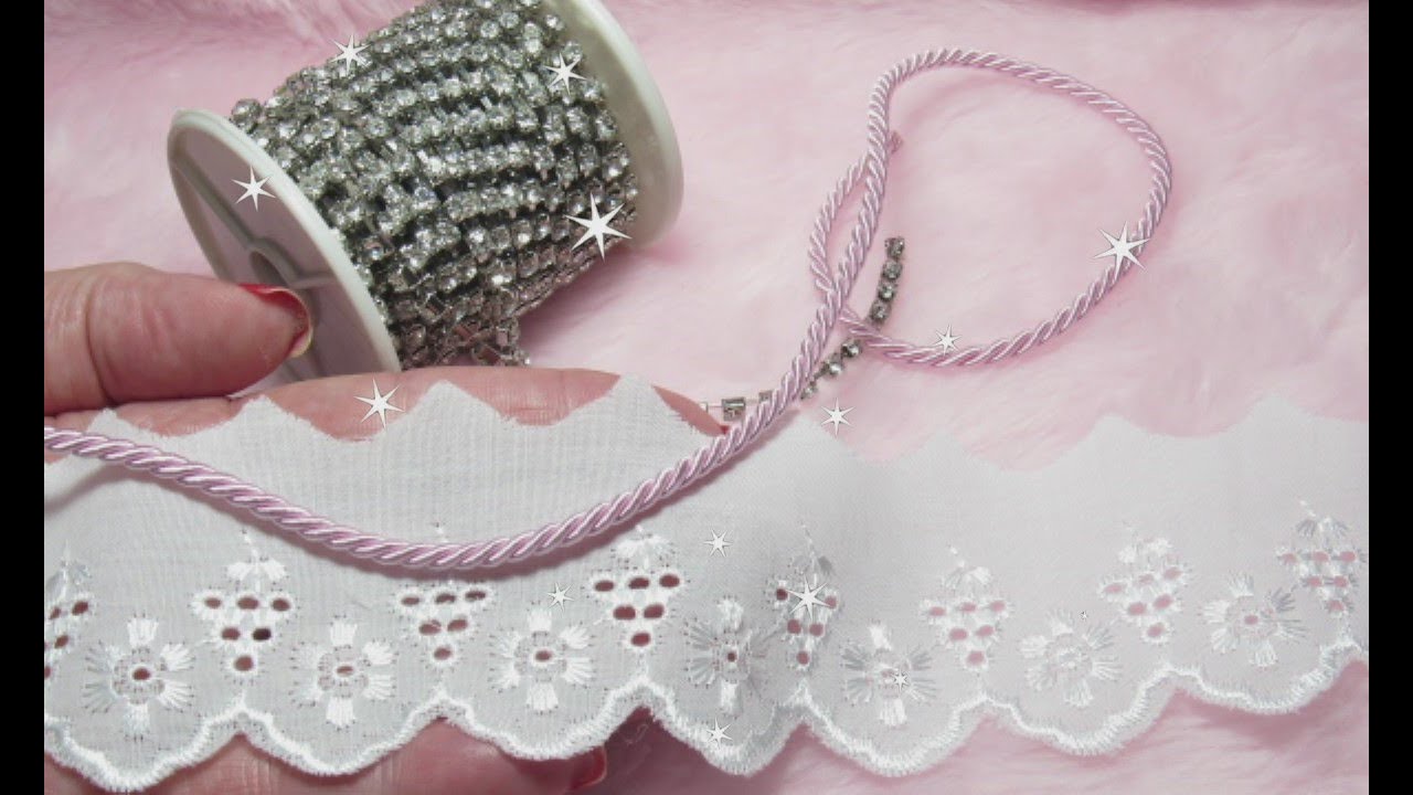 FLOR DELICADA DE BORDADO INGLÊS!!!MARAVILHOSA E FÁCIL!!!^^