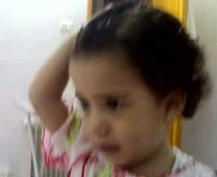 عفاف تجيب عن الأسئلة