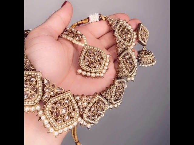 Magnificent Kundan Polki Necklace Set