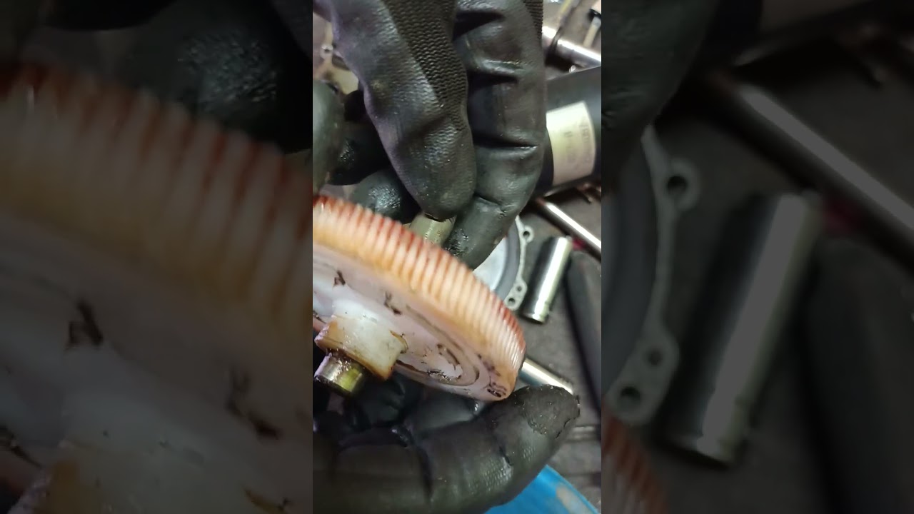 Dodge Caravan como reparar el motor de los limpiaparabrisas parte 1