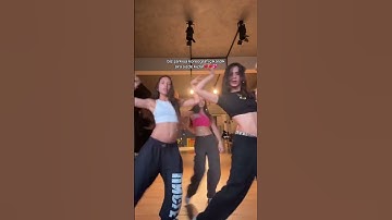 Thumbnail of Ezgi Güçlü & Zeynep Yılmazçelik & M Lisa - Salına Salına (Dans) #mlisa #salınasalına #shorts