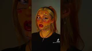 8/12 - Christmas Lights 🎄✨ #makeup