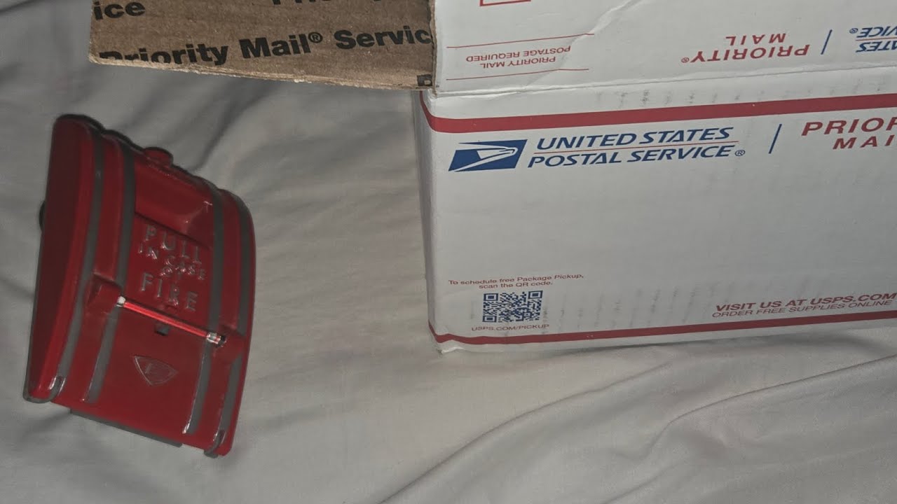 Unboxing My Edward's 270-SPO Local Alarm Pull Station!