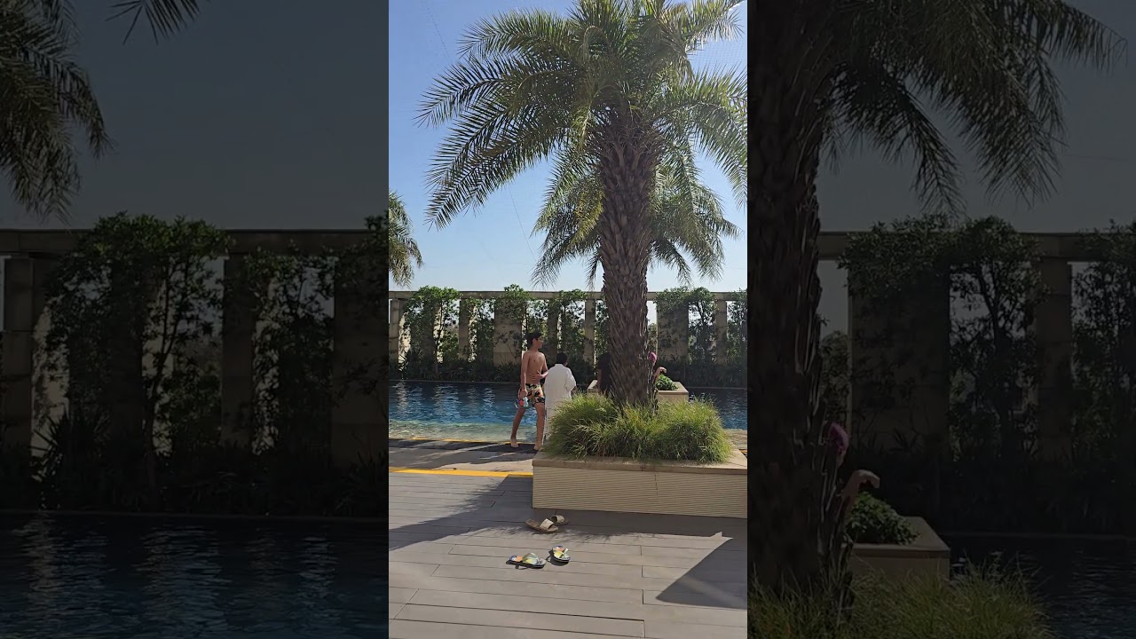 summer vibes in pool✌️ 