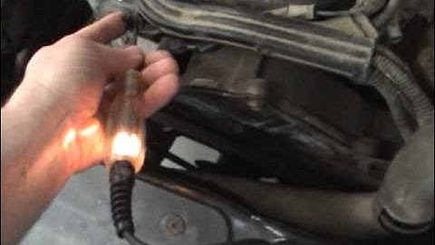 Using a test light to diagnose electrical problems