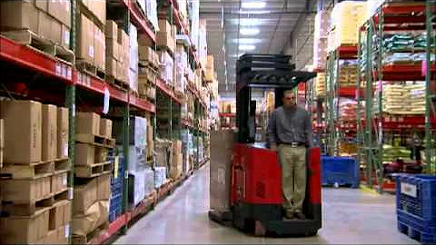 Raymond Reach Truck | 7000 Series Reach Trucks | N...