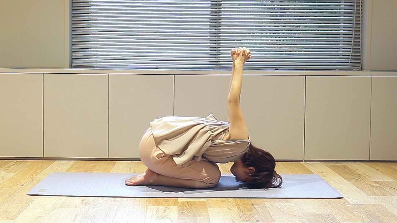 ムドラーとは 種類の一覧と意味の違い ヨガの手の形 印 Yogeek ヨギーク