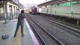【警笛有り】EF81 141+E531系AT出場配給　北千住駅通過シーン