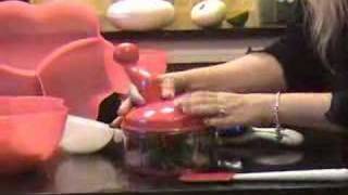 Super Easy Tupperware Salsa Demonstration