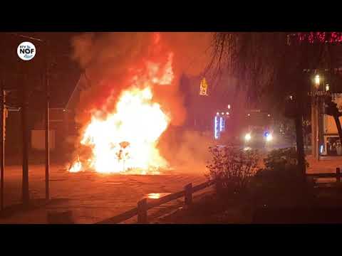 Caravan in brand op oudjaarsavond in Kollumerzwaag