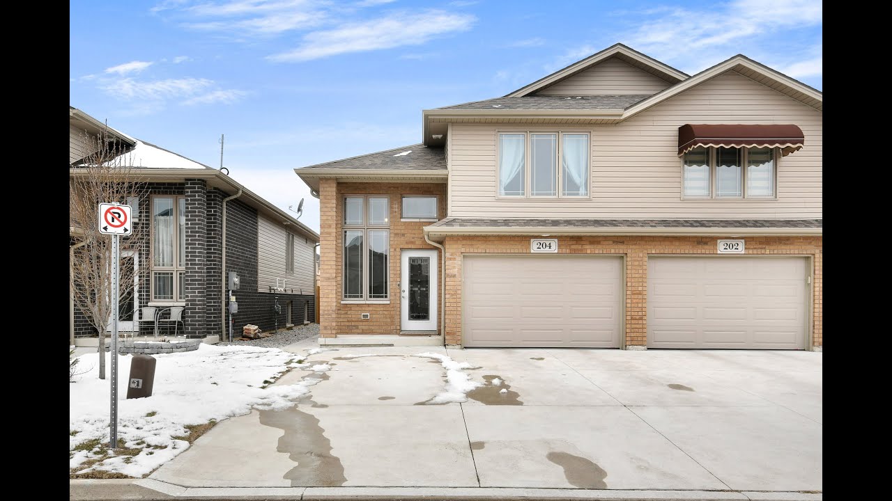 204 Adams Ave Amherstburg ON Cinematic Real Estate Walk Through video