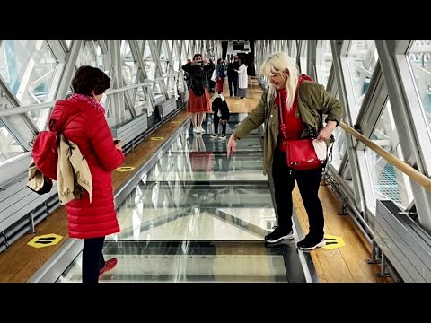 Video: Fosterov Stakleni Kristal U Londonu