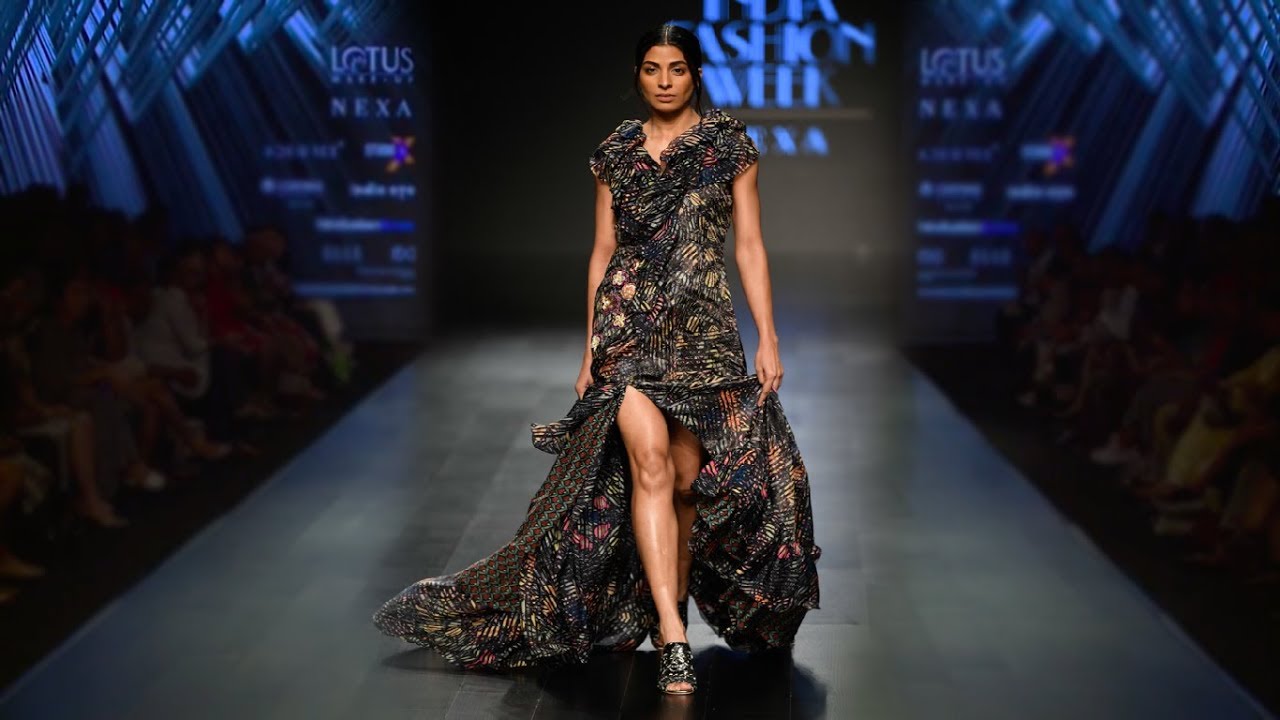 Roopa X Ministry Of Textiles + Government Of India | Spring/Summer 2019 | India Fashion Week