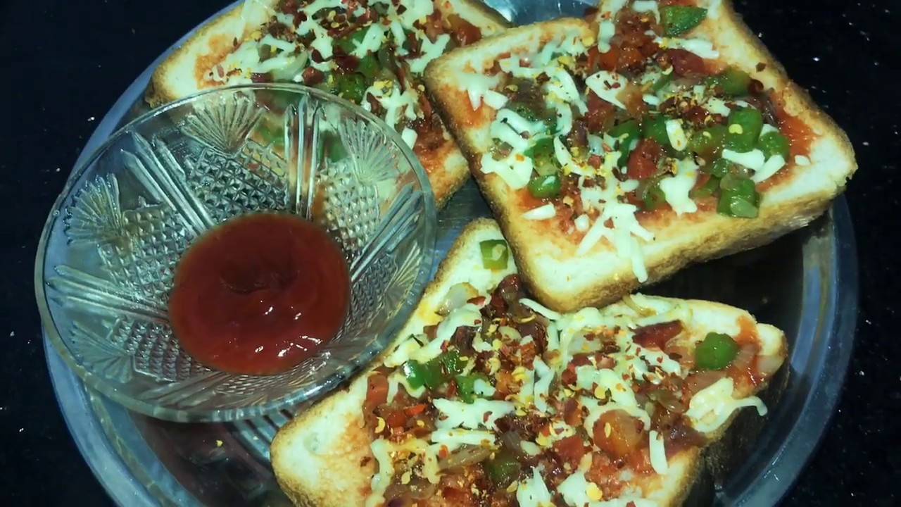 BREAD PIZZA Recipe on TAWA Quick and Yummy Bread Pizza Recipe Without