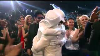 Daft Hug