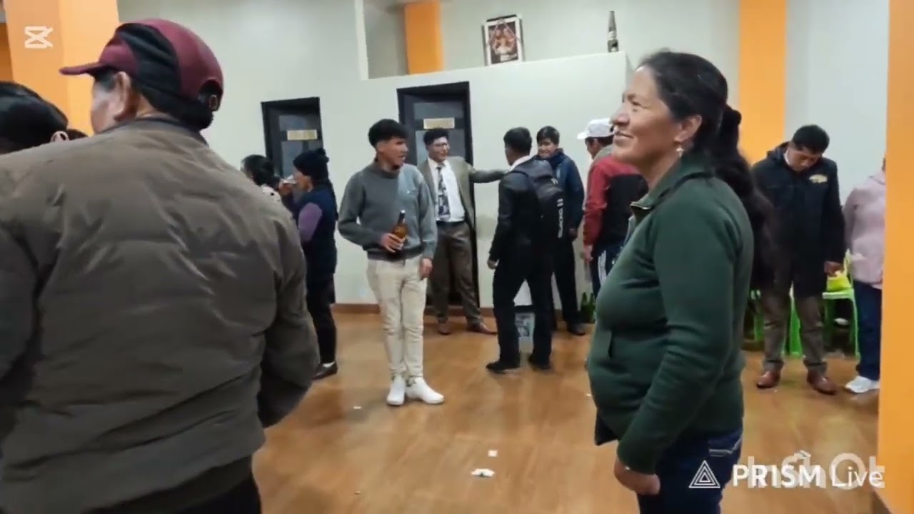 Bajada de Reyes de la Orquesta Profesionales Fanáticos del Perú 🇦🇹 🇦🇹 2026 con Dulce Elizabeth 