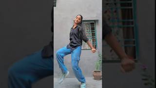 Download Lagu CAMERA (OFFICIAL VIDEO) : GIPPY GREWAL | DESI CREW | KAPTAAN | BHUSHAN KUMAR MP3