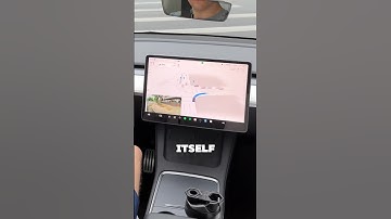 The REAL Difference Between Autopilot and Full Self-Driving 😳🚗